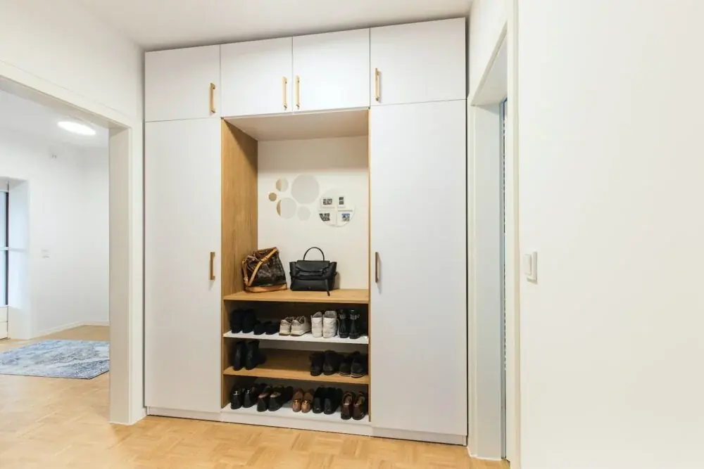 Badezimmerregal aus Holzkisten bauen und richtig gegen Feuchtigkeit schützen