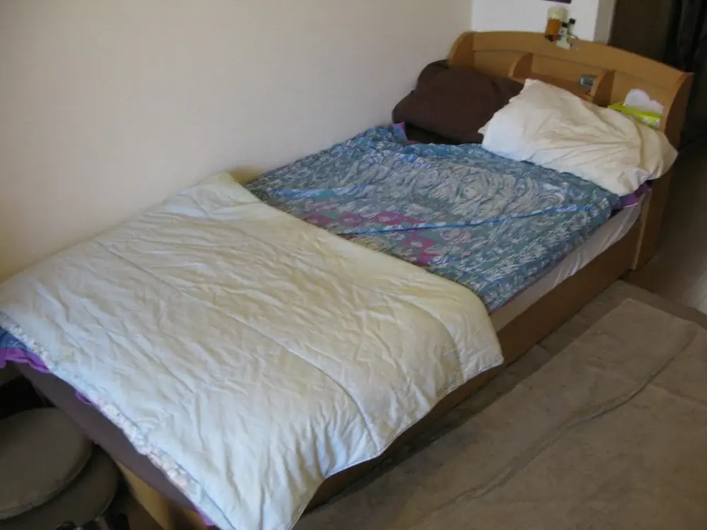DIY-Boxspringbett aus Paletten: Schichtaufbau, Höhe und was Paletten nicht können