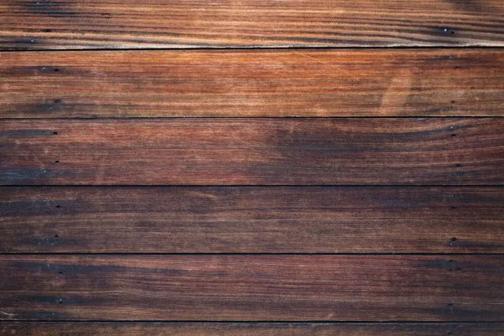 Laptopständer aus Holz bauen: Höhe, Belüftung und der Punkt mit der Tastatur