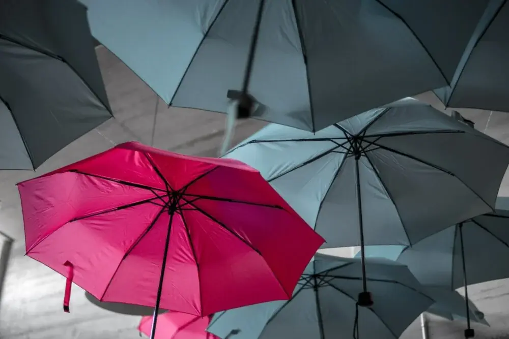 Regenschirmständer aus PVC-Rohren: Nennweiten, Standfestigkeit und die Sache mit dem Kleber