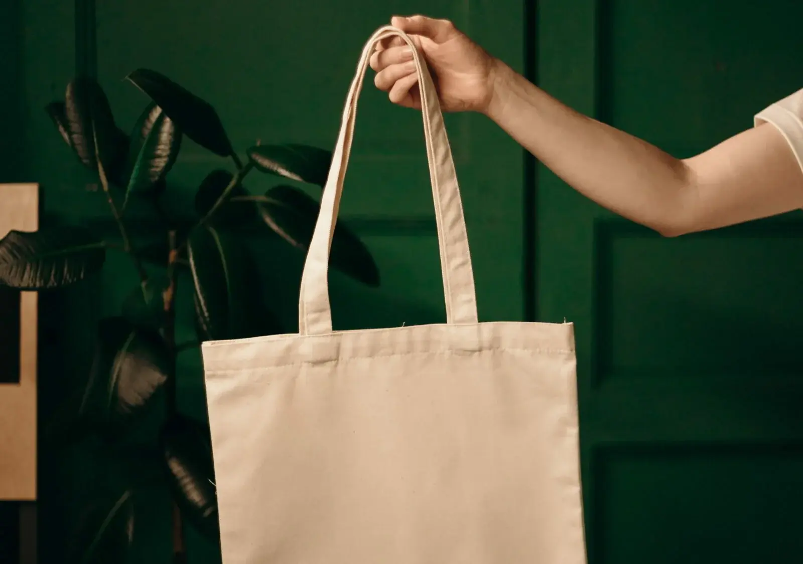 Faltbarer Shopper: Packmaß, Volumen und wie oft er sich rechnen muss