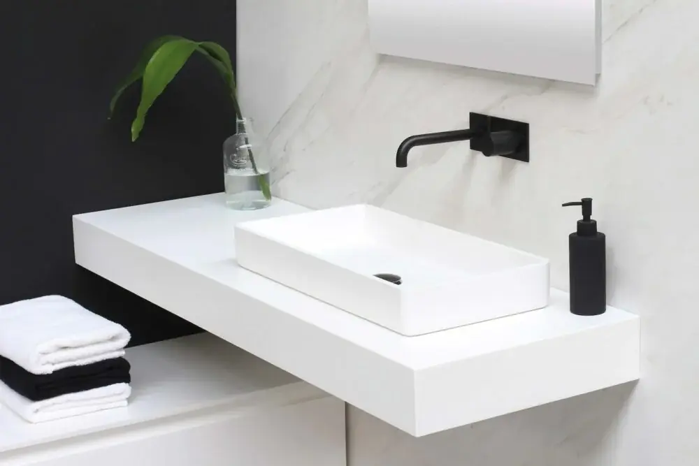 Beschädigte Armaturen reparieren: Bauarten, Entkalken, Anschlussschläuche und Austausch