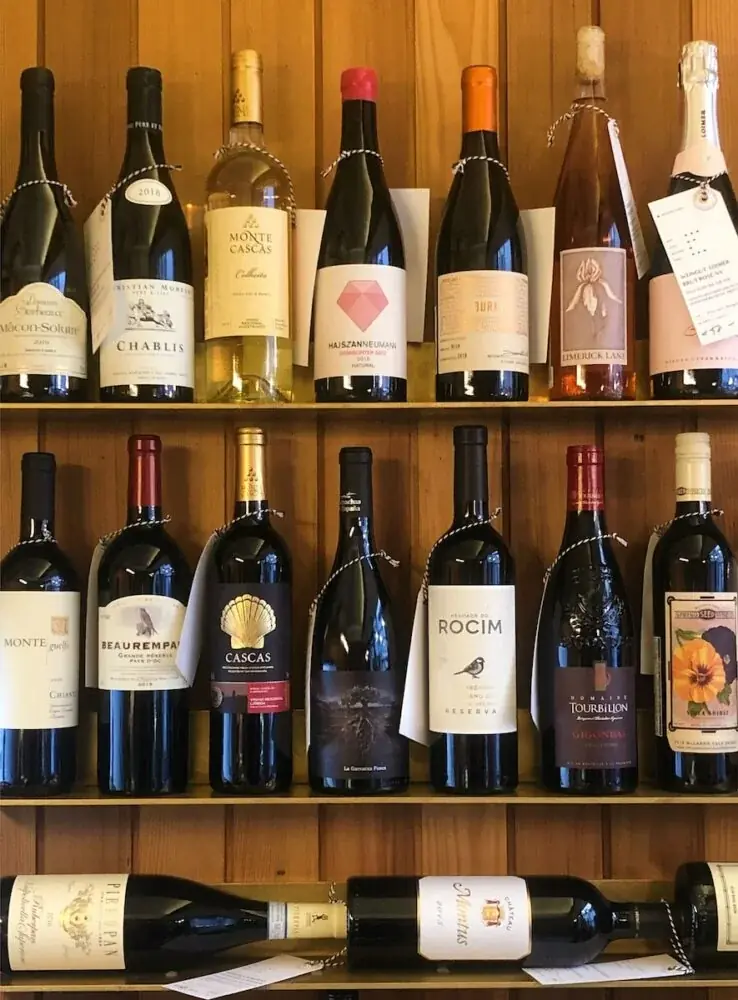 Weinregal aus PVC-Rohren bauen: welches Rohr passt und was es tragen darf