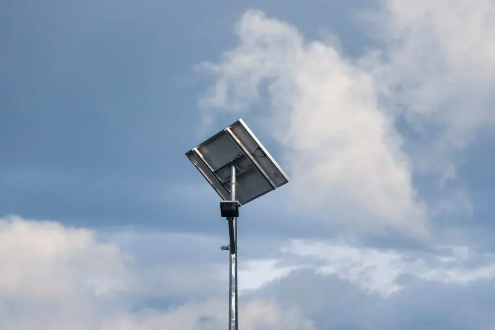 Solarleuchte bleibt dunkel: Akku, Solarmodul oder Dämmerungssensor?